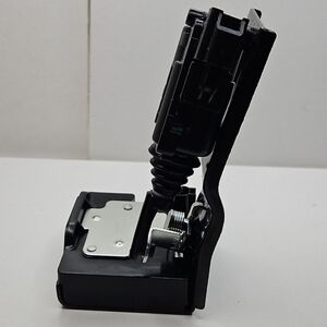 New Liftgate Tailgate Trunk Lock Actuator 9L8Z7843150B Replacement For Ford Mari